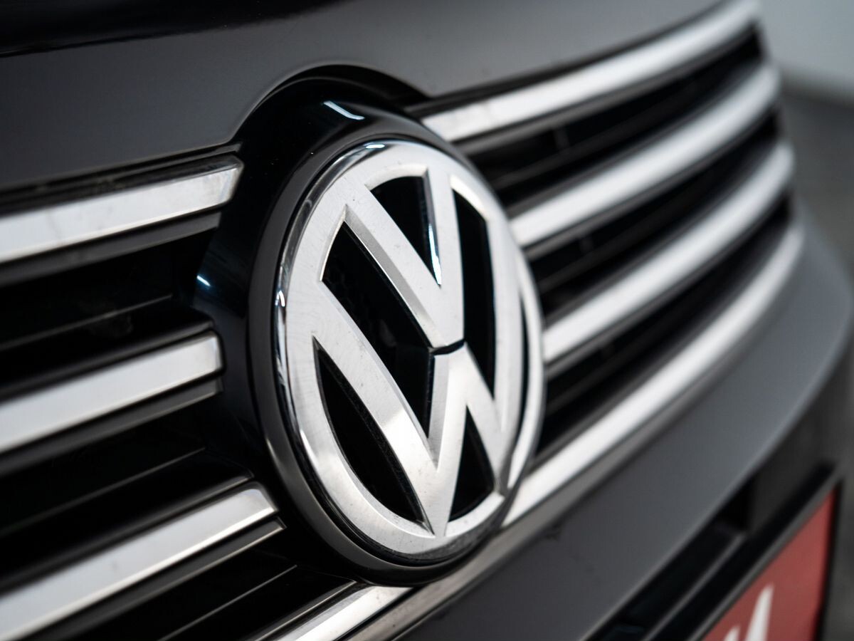 Volkswagen Passat 2013 - фото автомобиля