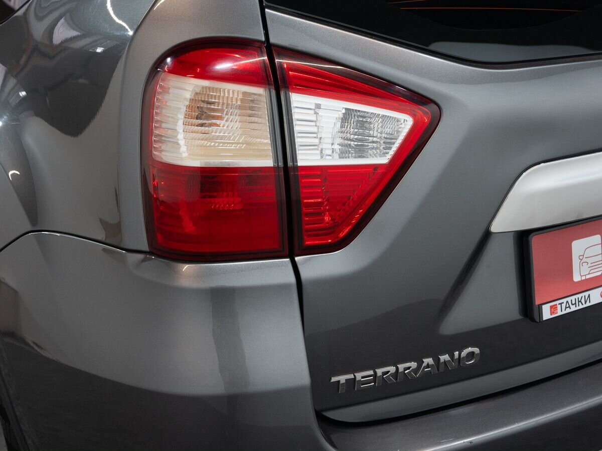 Nissan Terrano 2021 - фото автомобиля