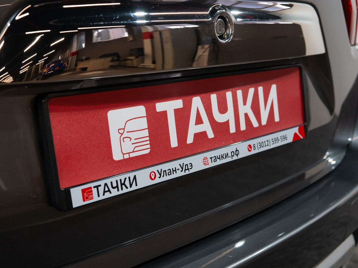 Nissan Terrano 2021 - фото автомобиля