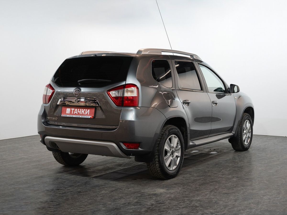 Nissan Terrano 2021 - фото автомобиля