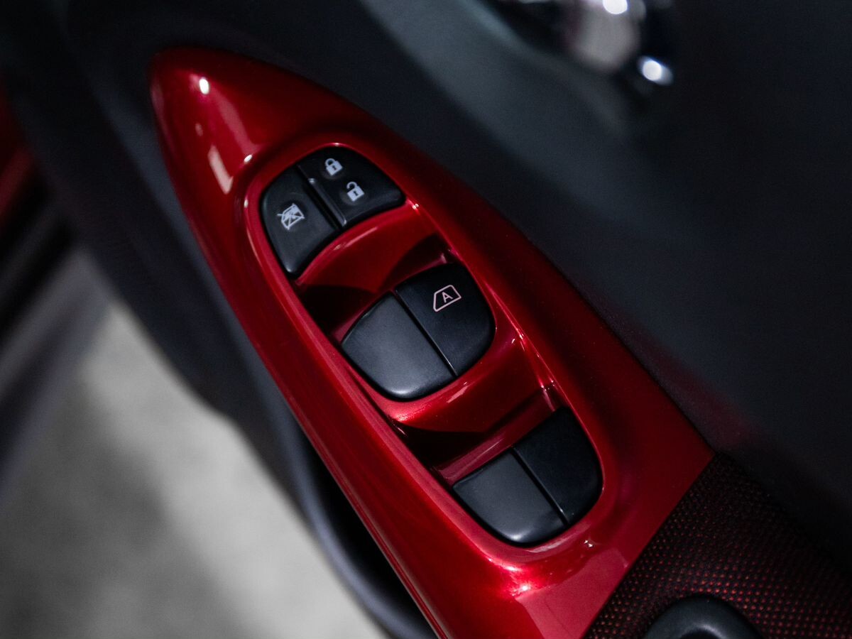 Nissan Juke 2013 - фото автомобиля