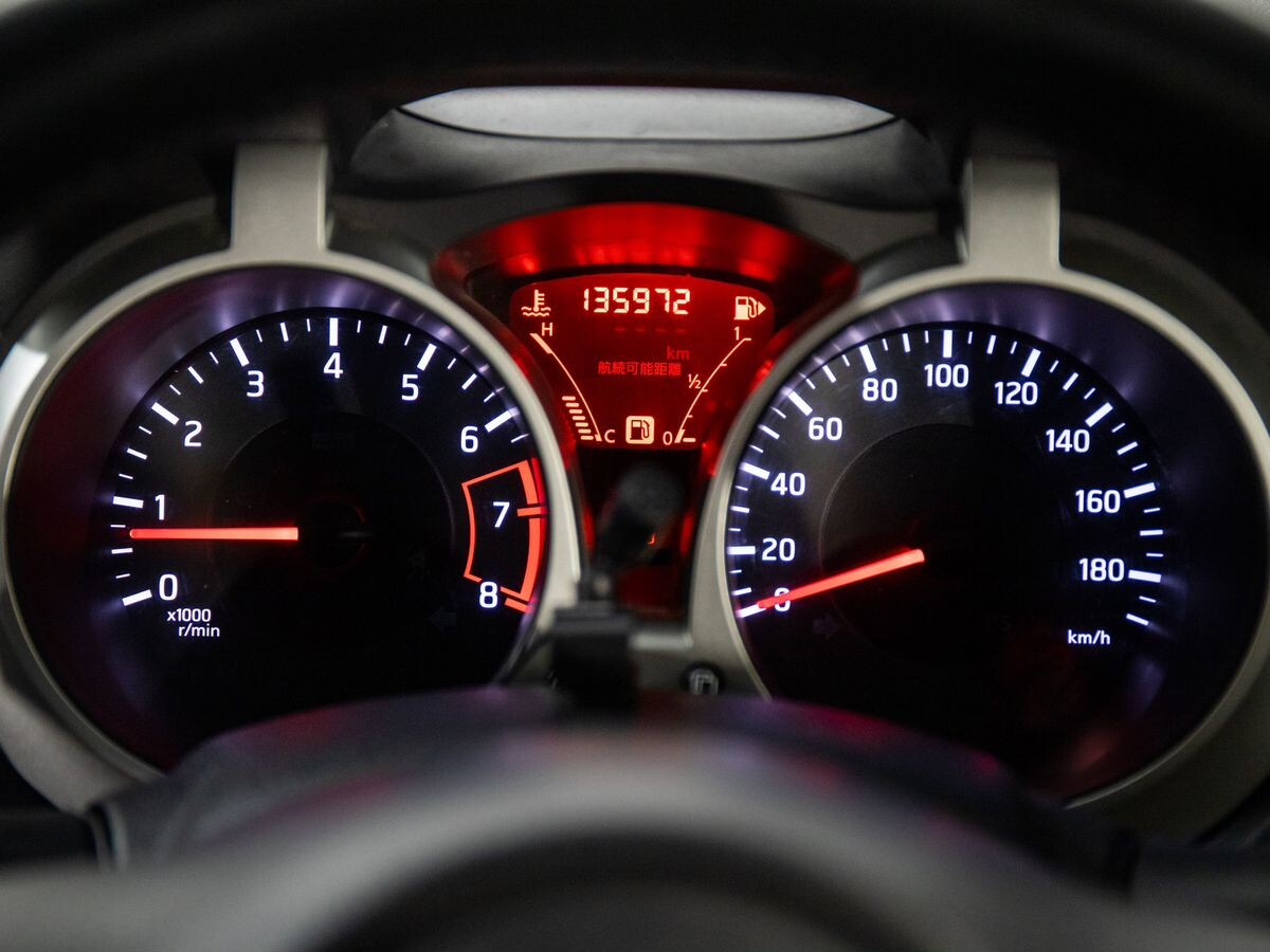 Nissan Juke 2013 - фото автомобиля