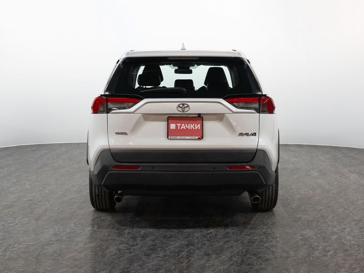 Toyota RAV4 2021 - фото автомобиля