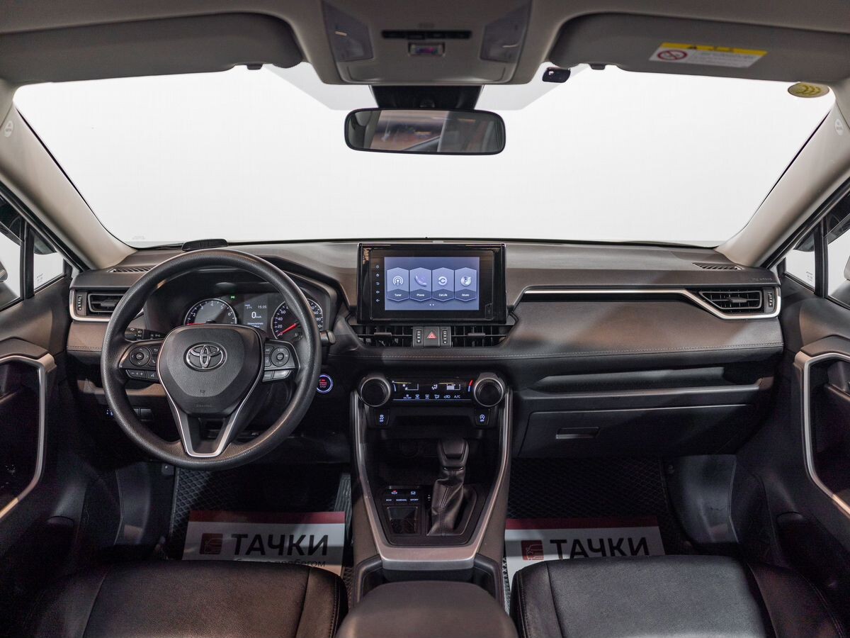 Toyota RAV4 2021 - фото автомобиля