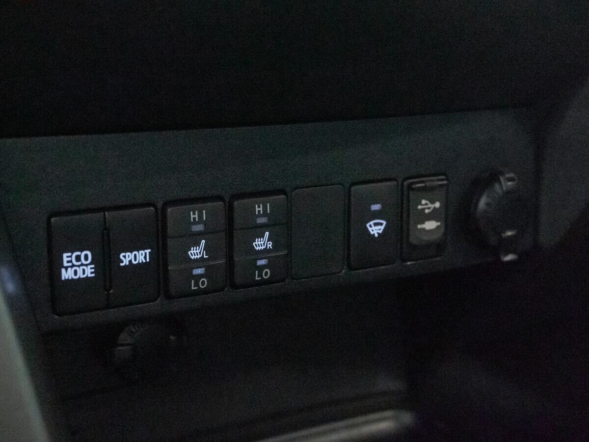 Toyota RAV4 2014 - фото автомобиля