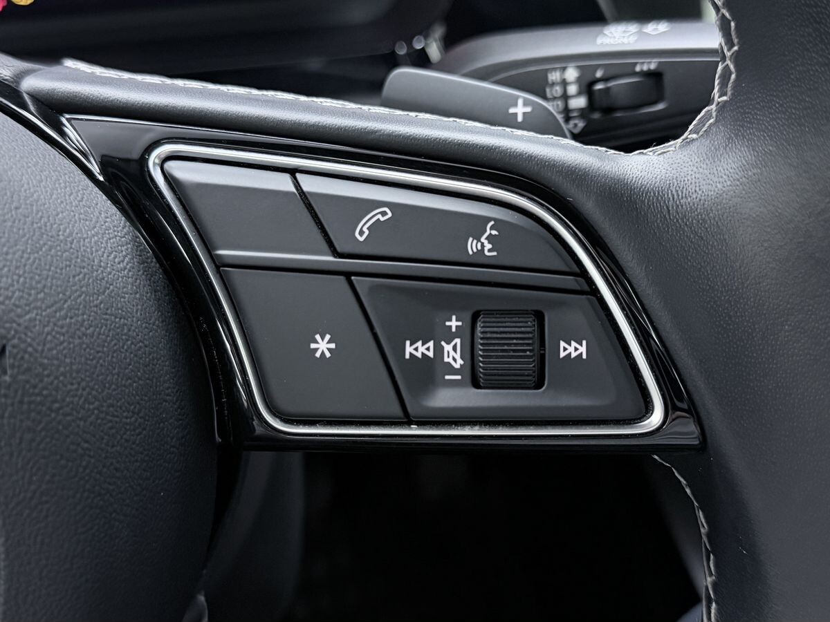 Audi A3 2023 - фото автомобиля