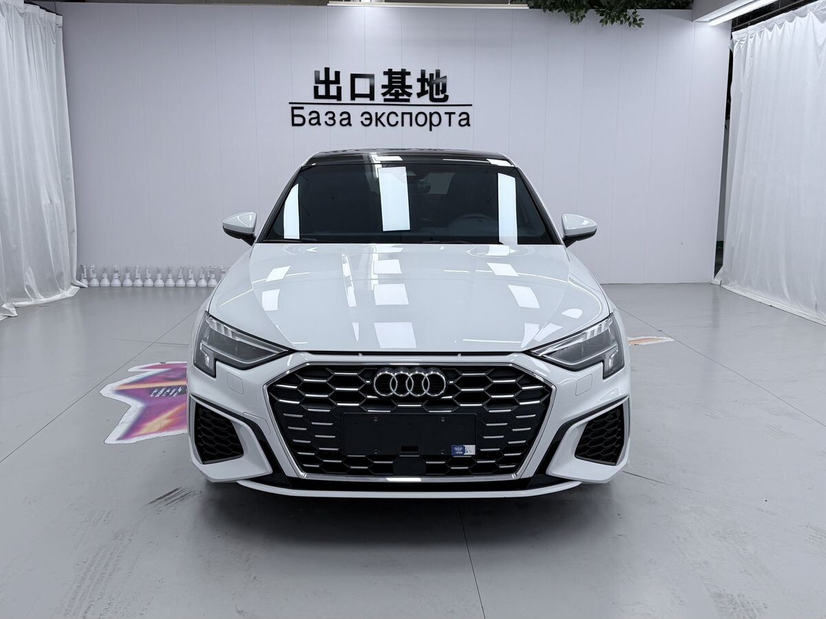 Audi A3 2023 - фото автомобиля