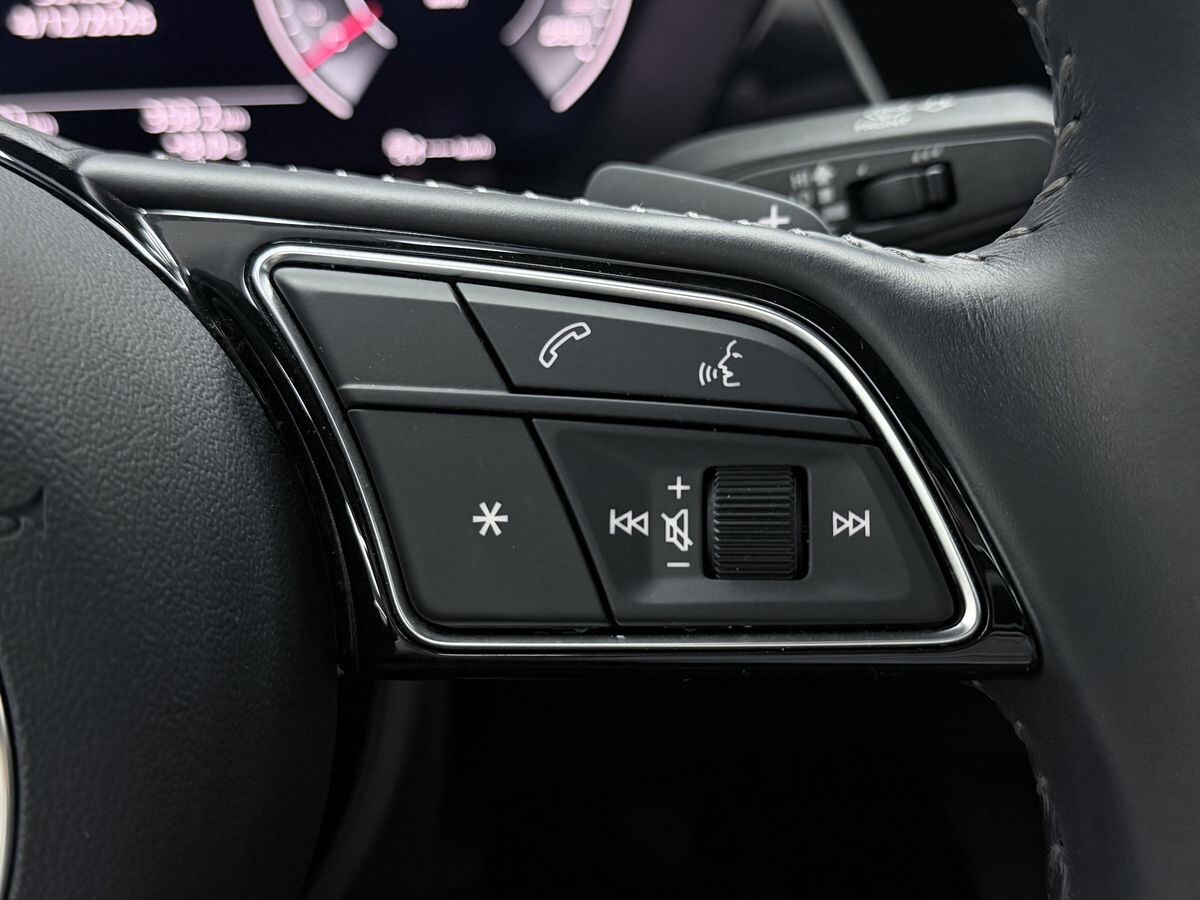 Audi A3 2022 - фото автомобиля