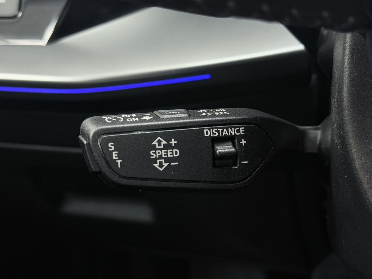 Audi A3 2022 - фото автомобиля