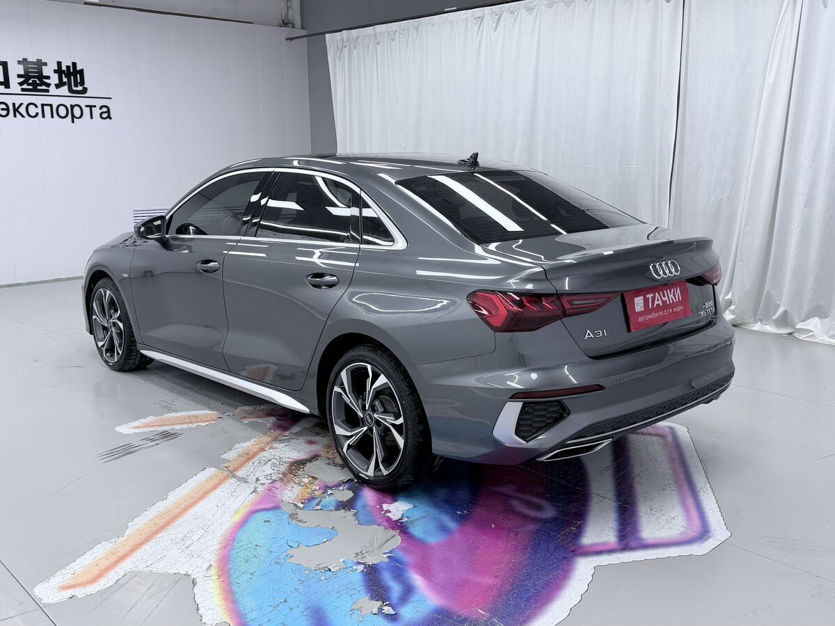 Audi A3 2022 - фото автомобиля