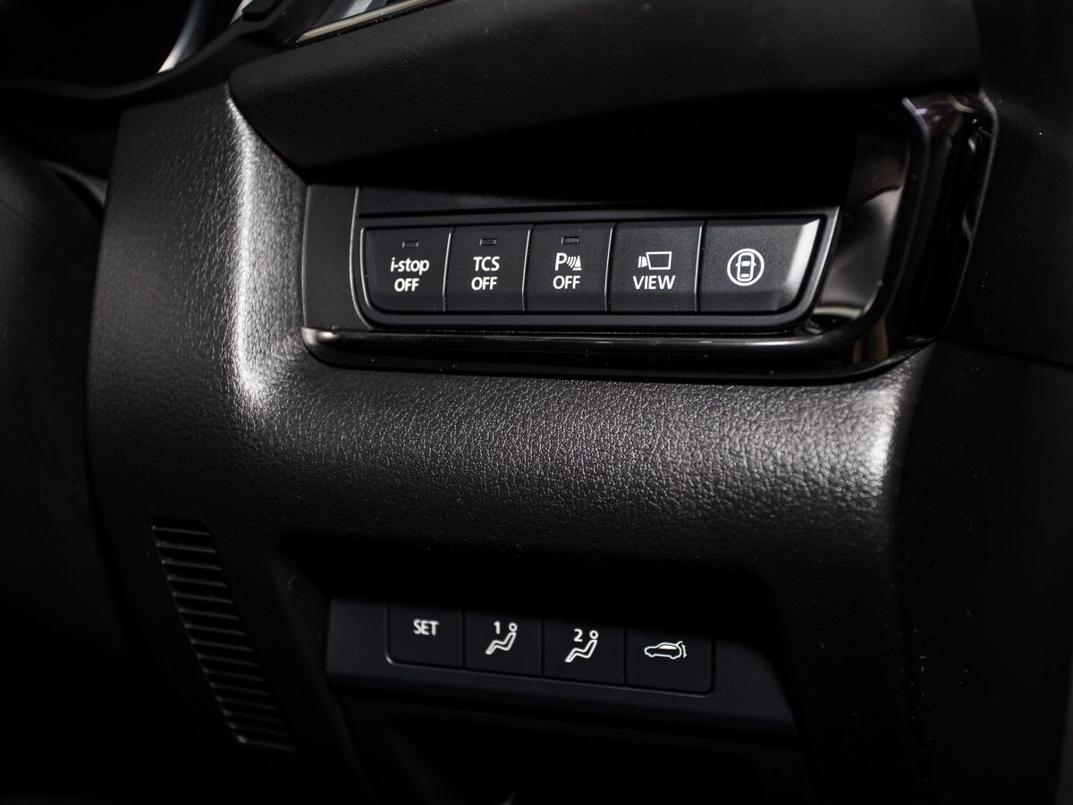 Mazda CX-30 2020 - фото автомобиля