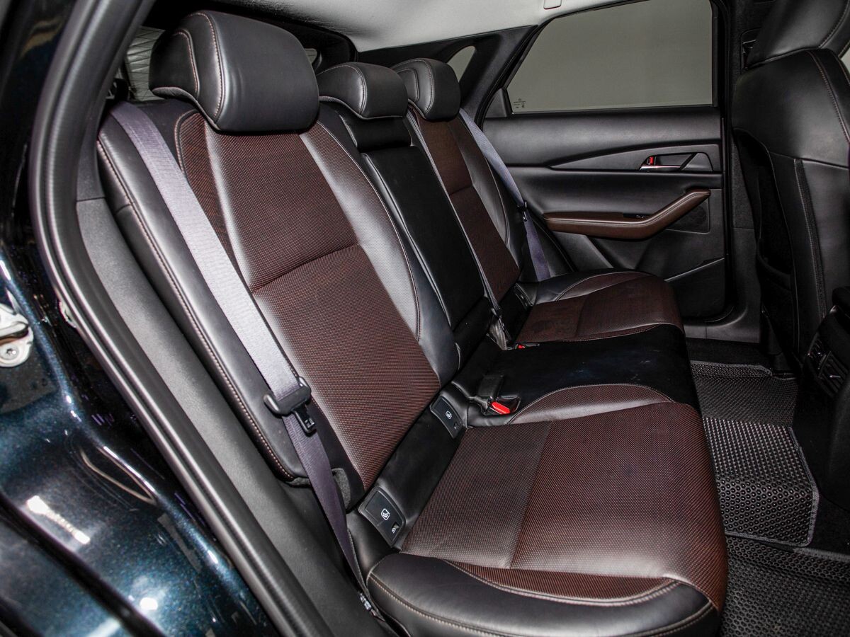 Mazda CX-30 2020 - фото автомобиля