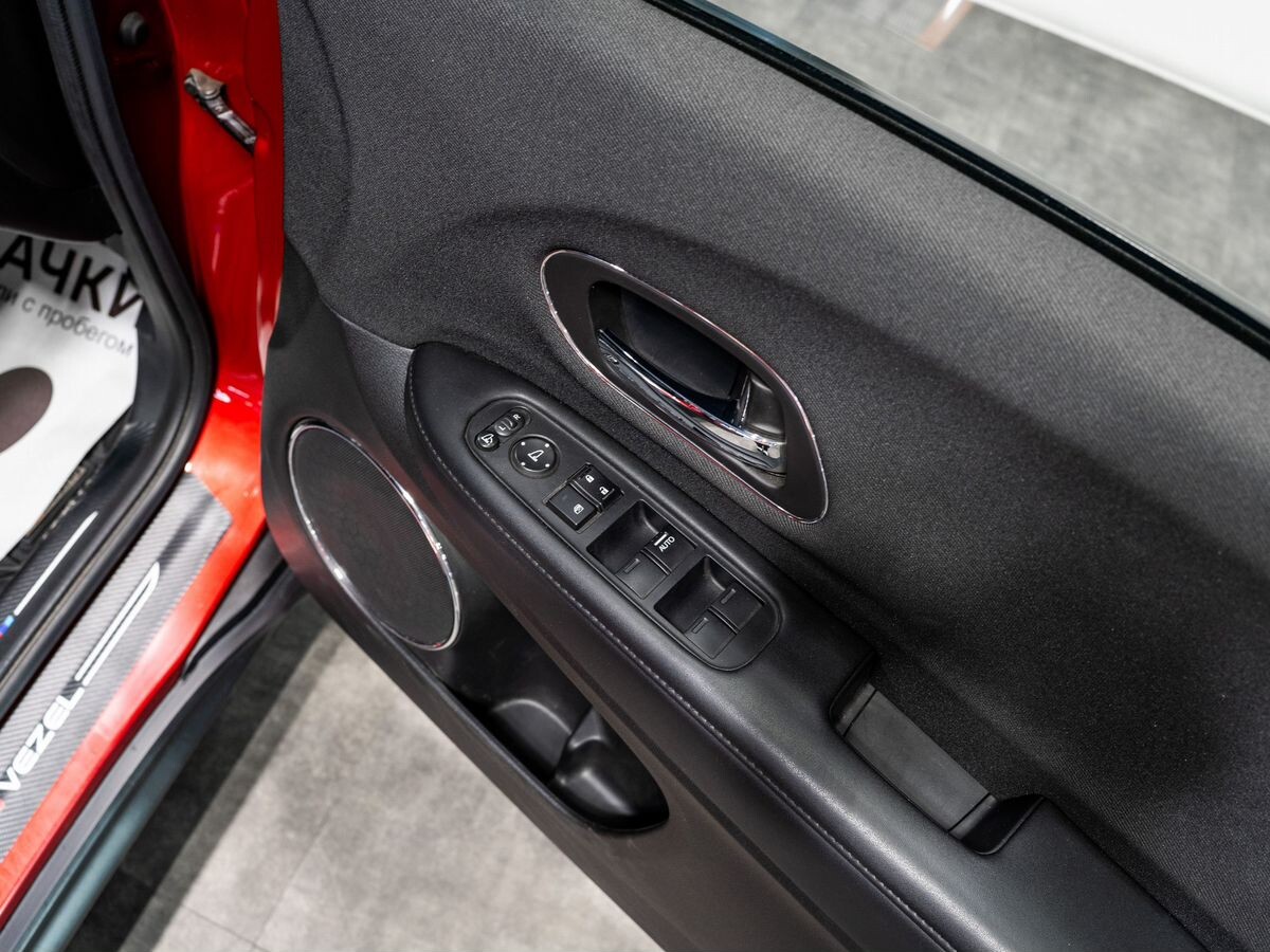 Honda Vezel 2018 - фото автомобиля