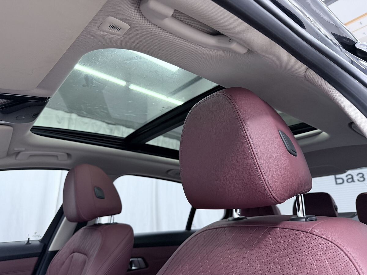 BMW 3-Series 2022 - фото автомобиля