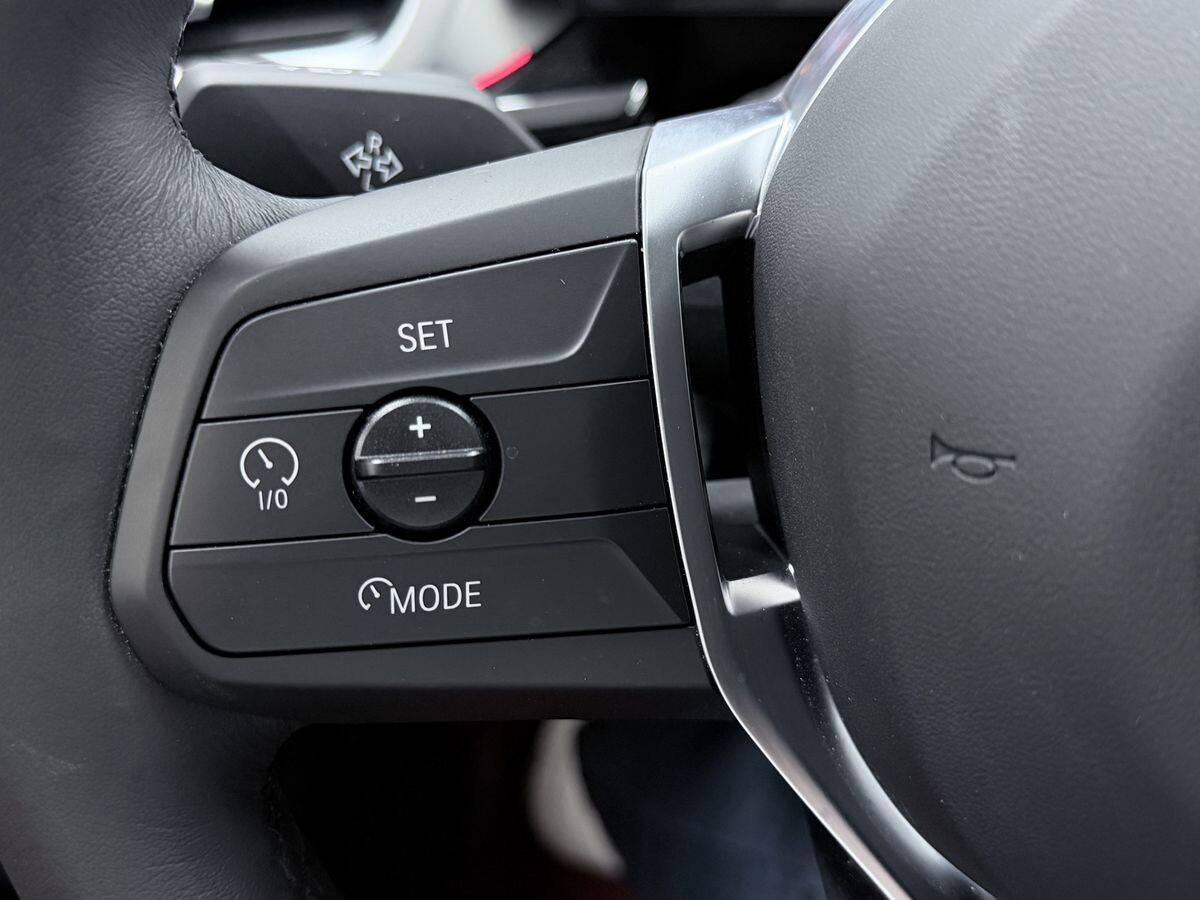 BMW X1 2023 - фото автомобиля