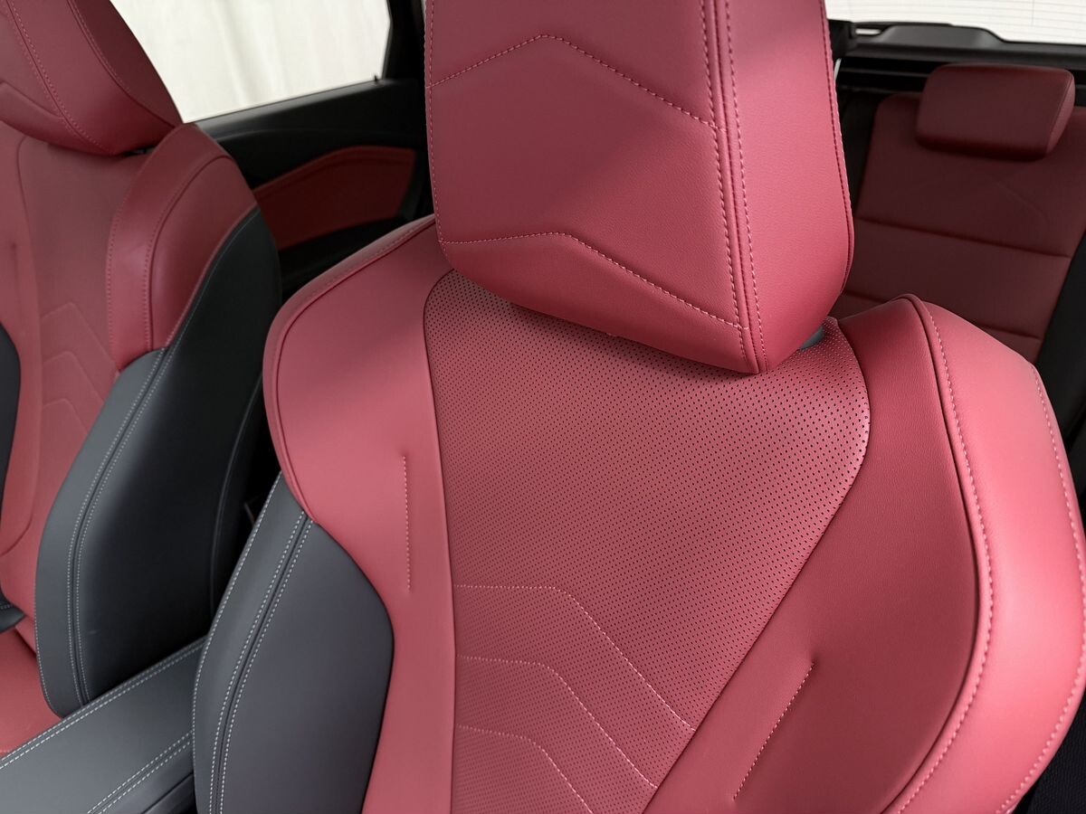 BMW X1 2023 - фото автомобиля