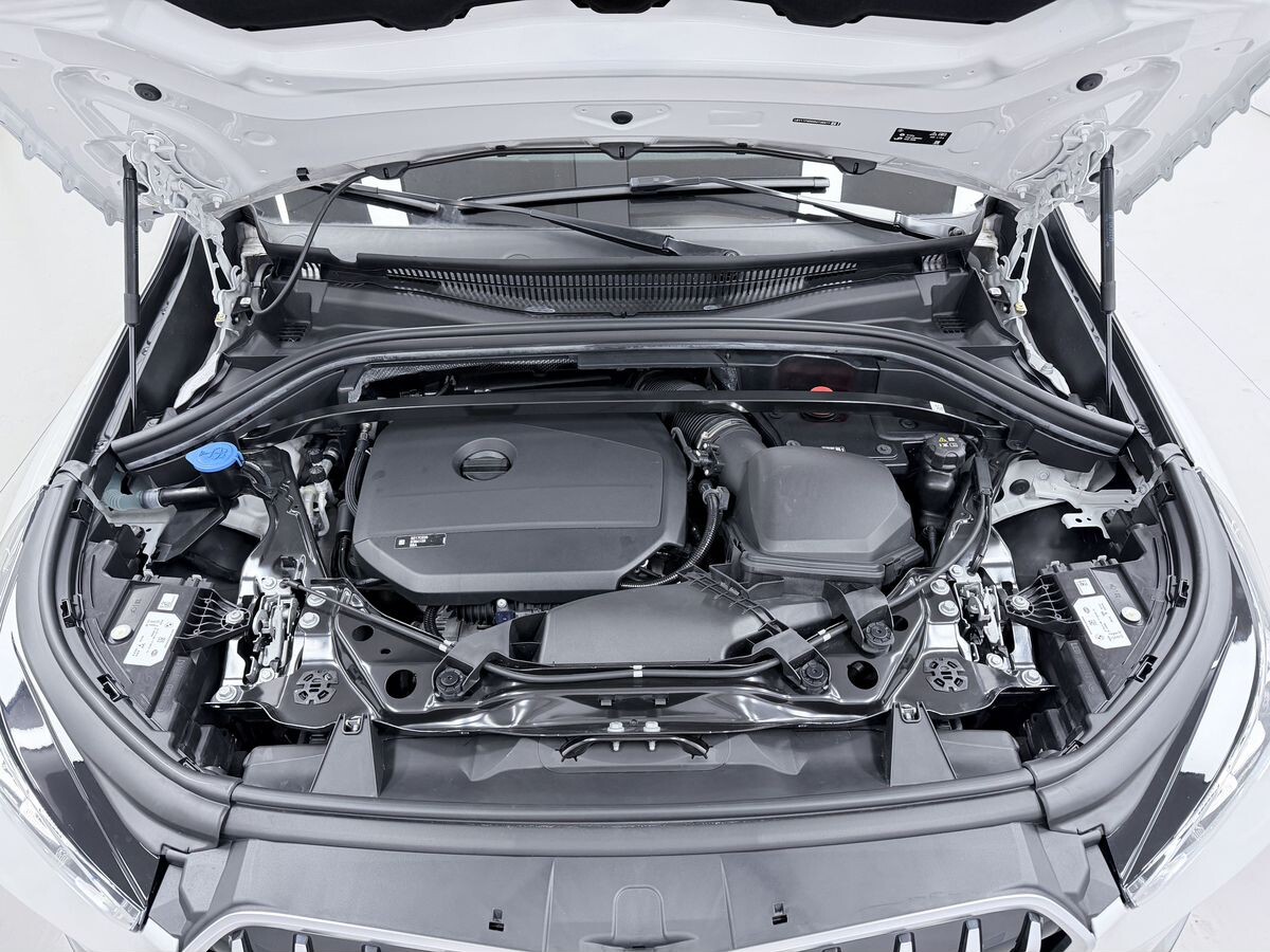 BMW X1 2023 - фото автомобиля