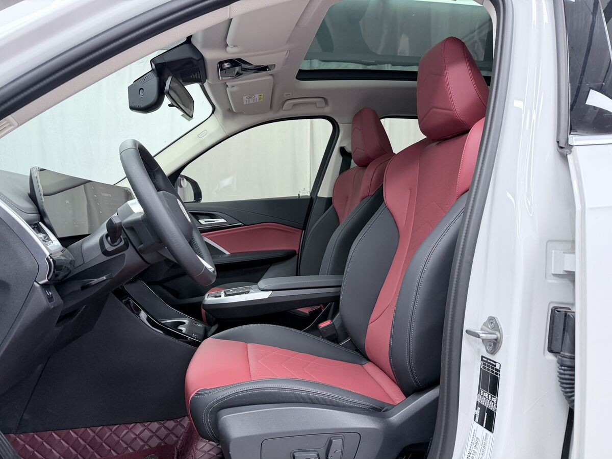 BMW X1 2023 - фото автомобиля