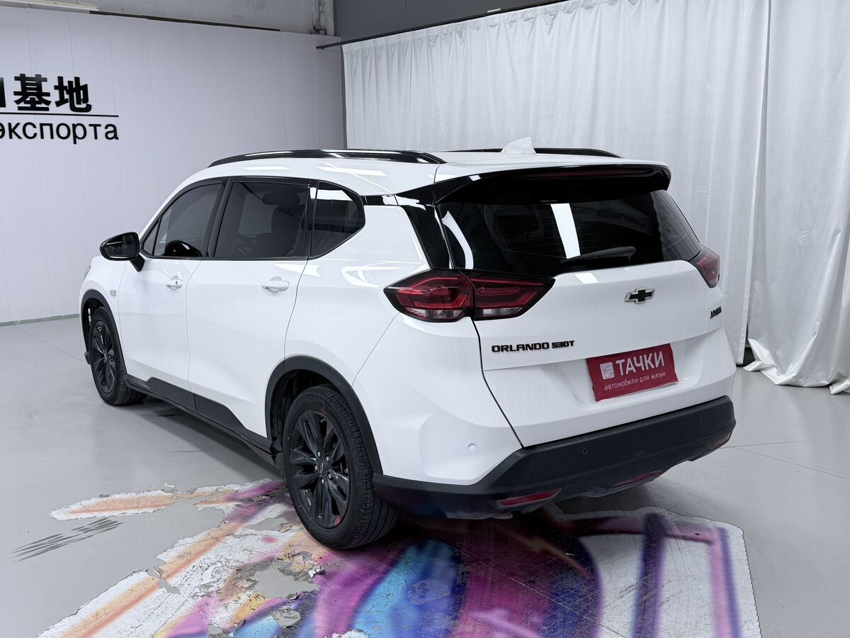 Chevrolet Orlando 2022 - фото автомобиля