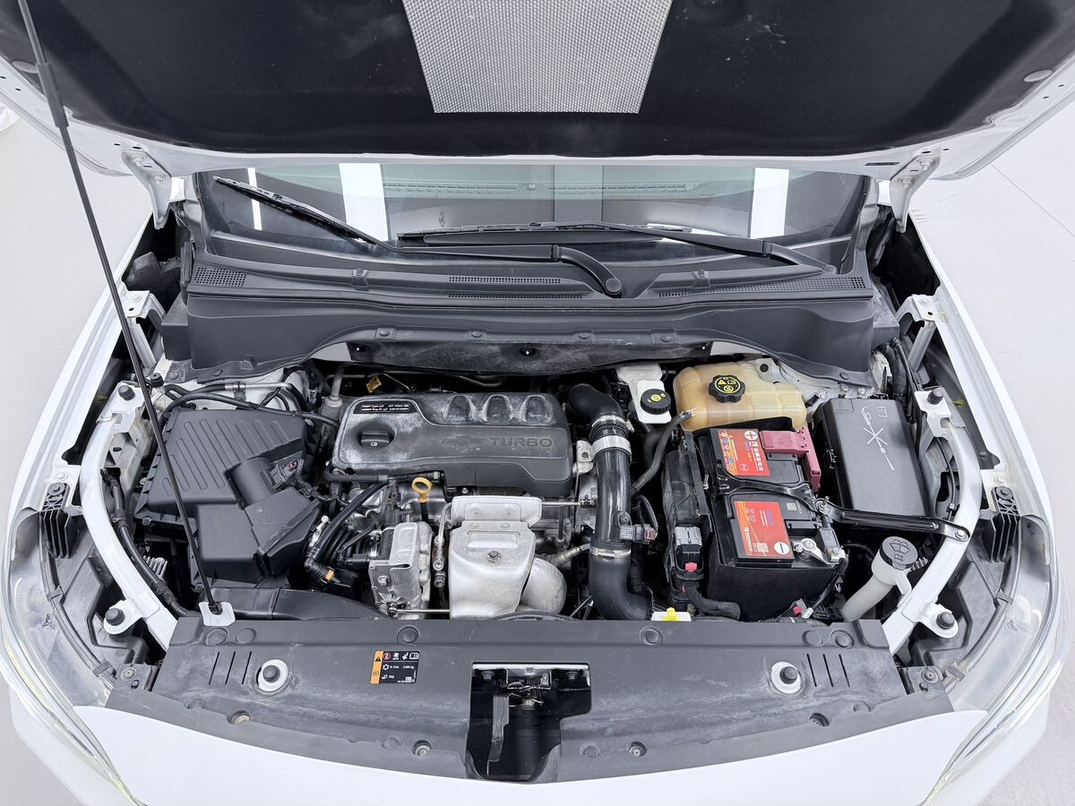 Chevrolet Orlando 2022 - фото автомобиля