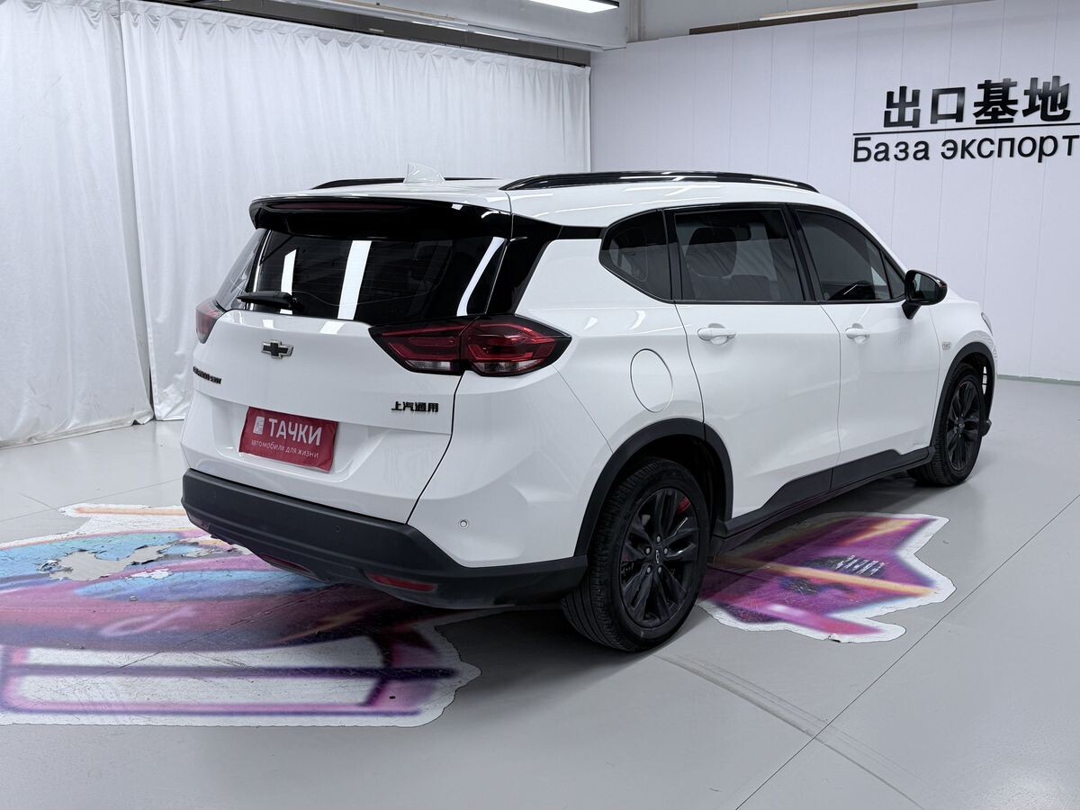 Chevrolet Orlando 2022 - фото автомобиля