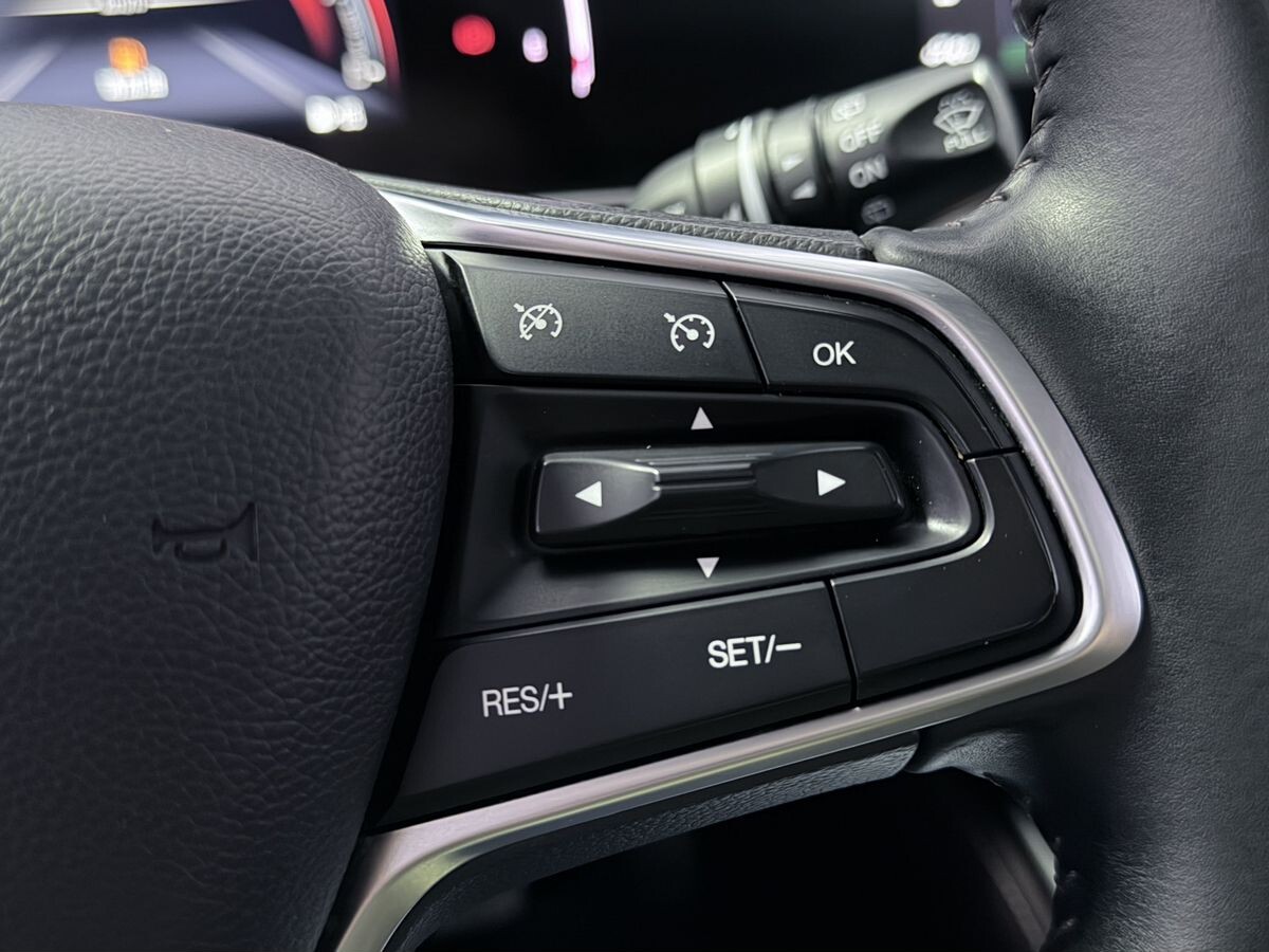 GAC Trumpchi M6 Pro 2022 - фото автомобиля