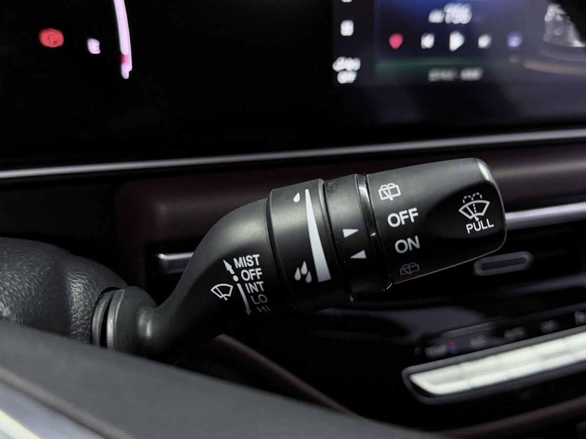 GAC Trumpchi M6 Pro 2022 - фото автомобиля