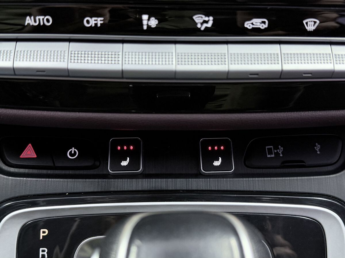 GAC Trumpchi M6 Pro 2022 - фото автомобиля