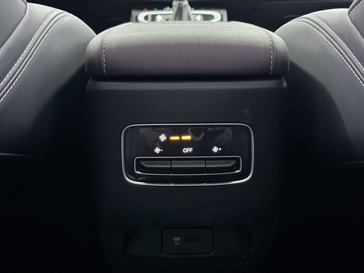 GAC Trumpchi M6 Pro 2022 - фото автомобиля