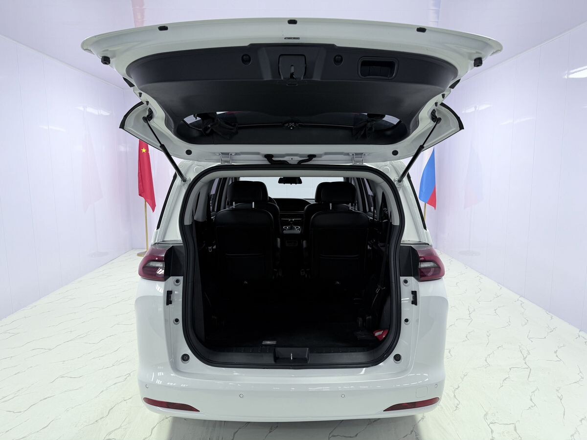 GAC Trumpchi M6 Pro 2022 - фото автомобиля