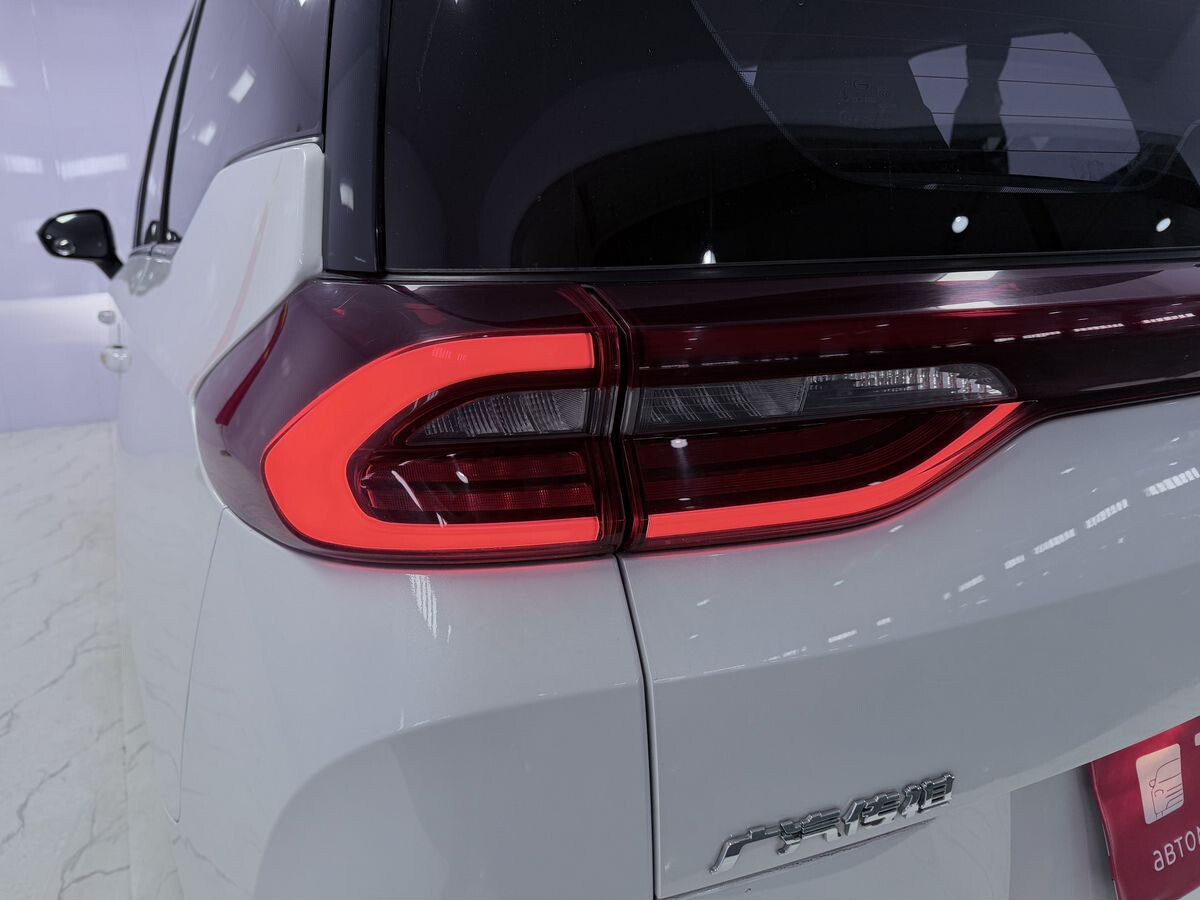 GAC Trumpchi M6 Pro 2022 - фото автомобиля