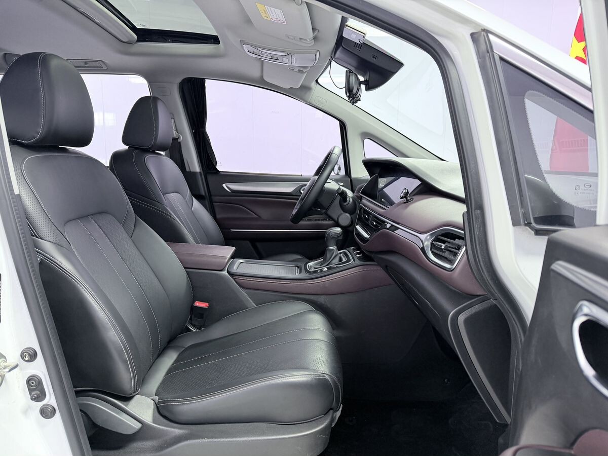 GAC Trumpchi M6 Pro 2022 - фото автомобиля