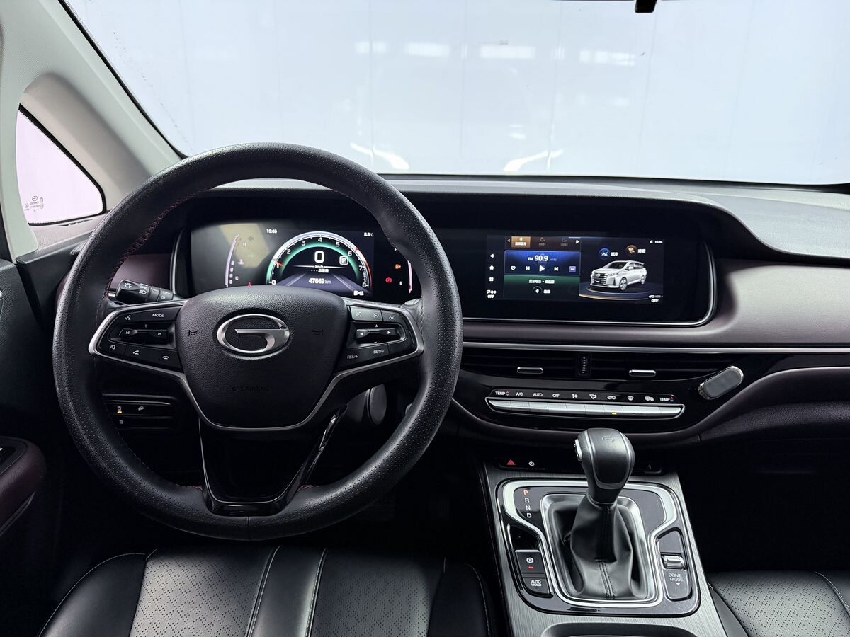 GAC Trumpchi M6 Pro 2022 - фото автомобиля