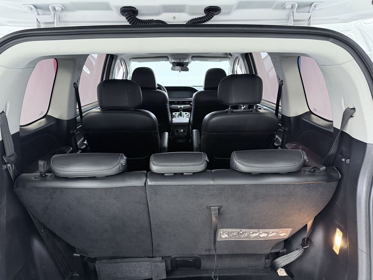 GAC Trumpchi M6 Pro 2022 - фото автомобиля