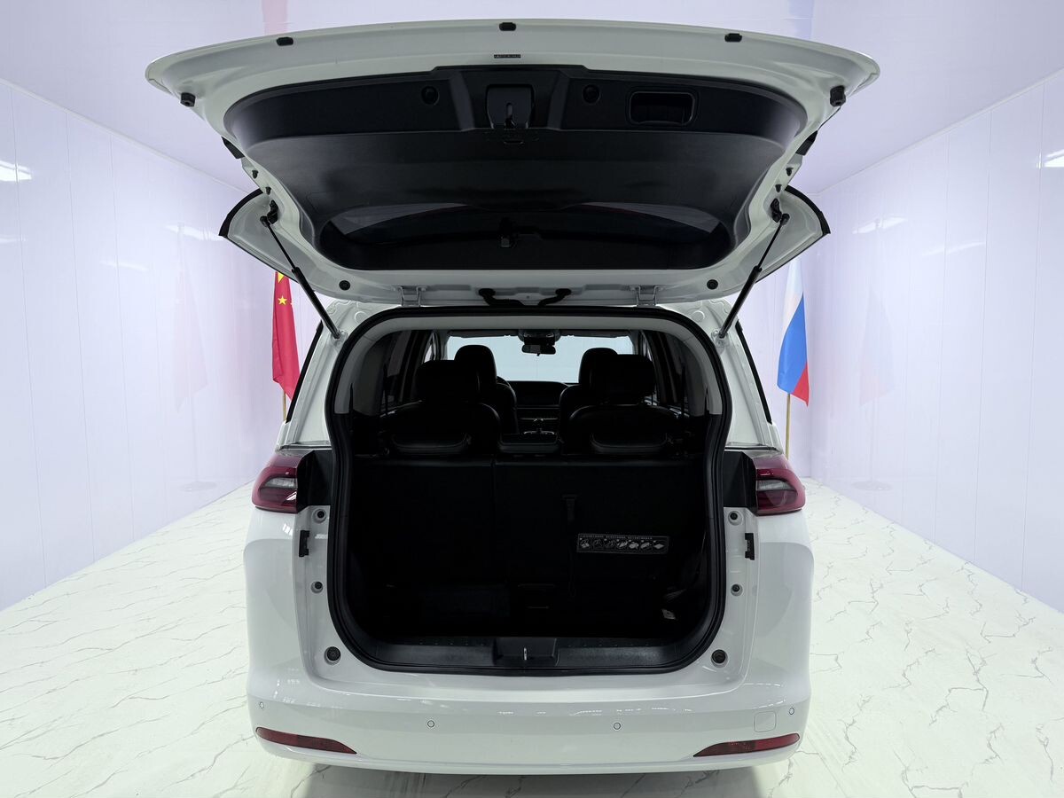 GAC Trumpchi M6 Pro 2022 - фото автомобиля