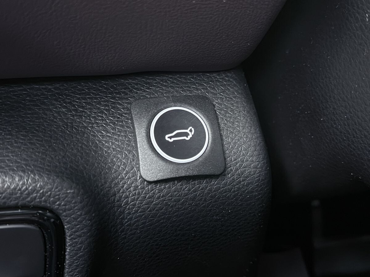 GAC Trumpchi M6 Pro 2022 - фото автомобиля