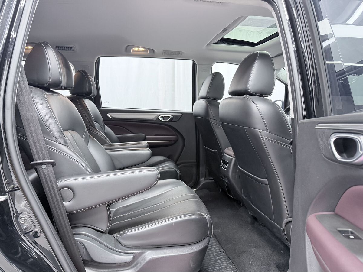 GAC Trumpchi M6 Pro 2022 - фото автомобиля