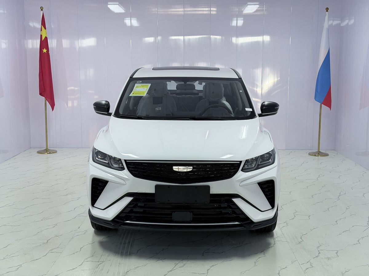 Geely Coolray 2025 - фото автомобиля