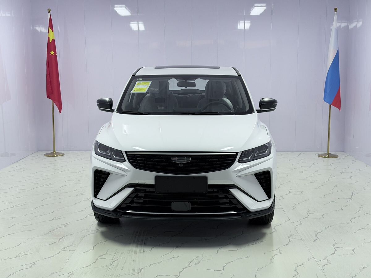 Geely Coolray 2025 - фото автомобиля