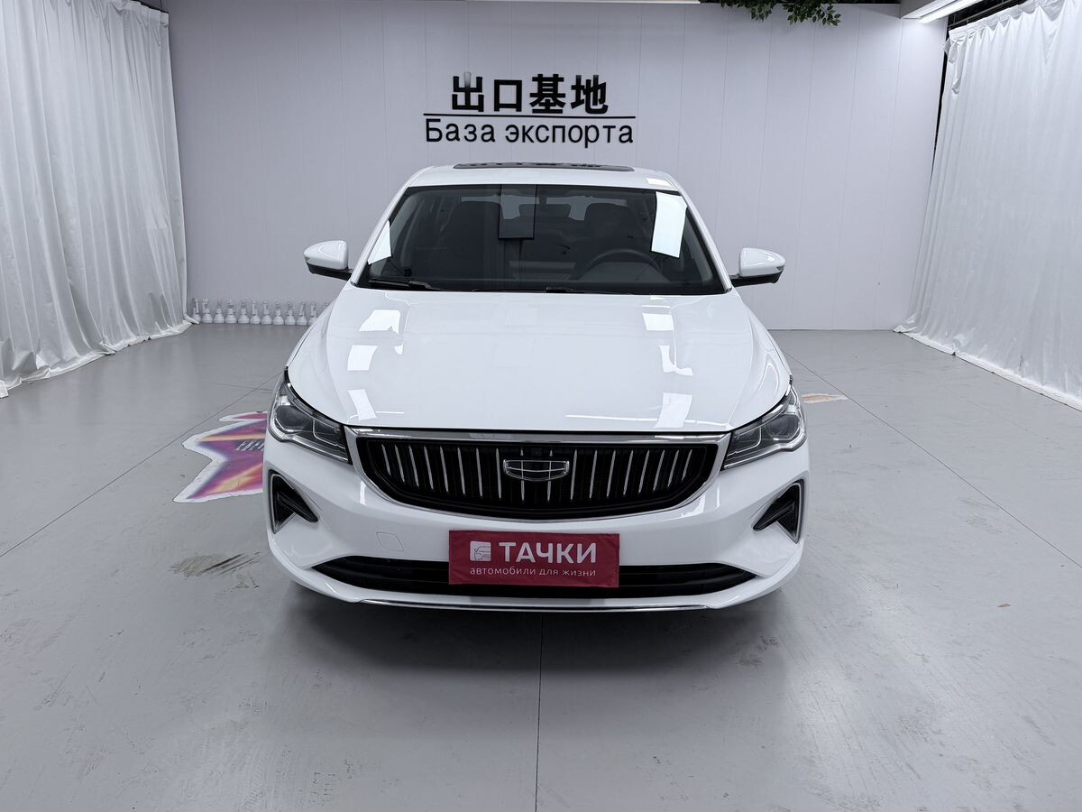 Geely Emgrand 2023 - фото автомобиля