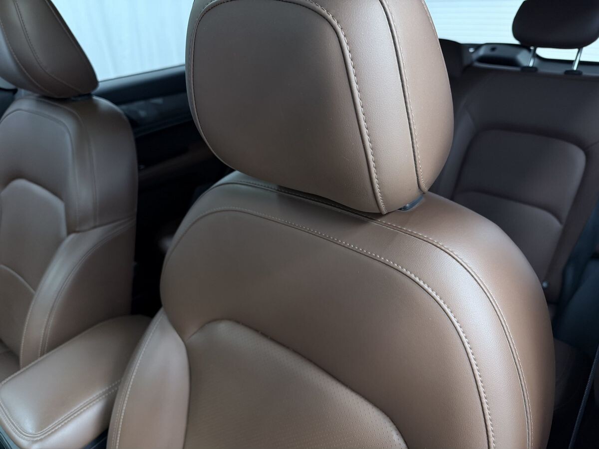 Geely Vision X6 Pro 2022 - фото автомобиля