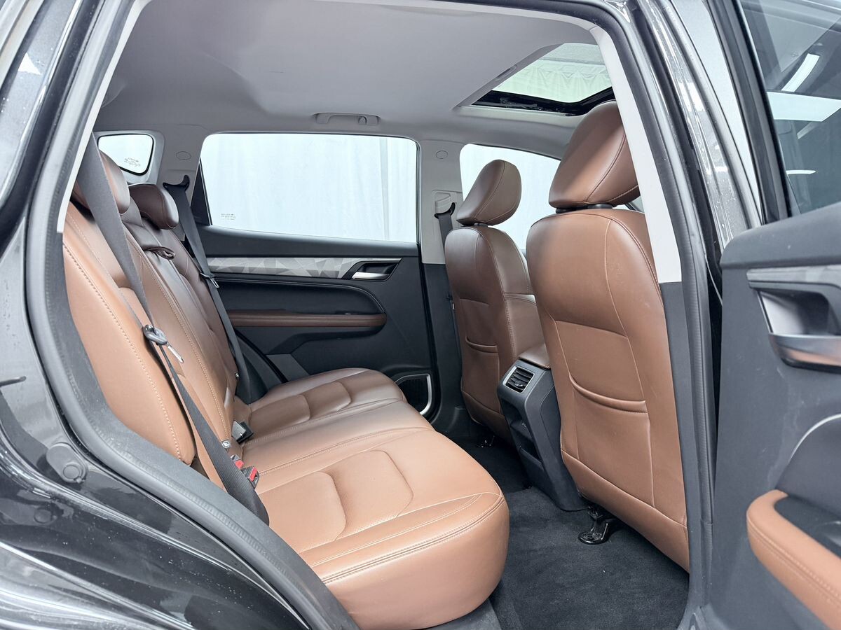 Geely Vision X6 Pro 2022 - фото автомобиля