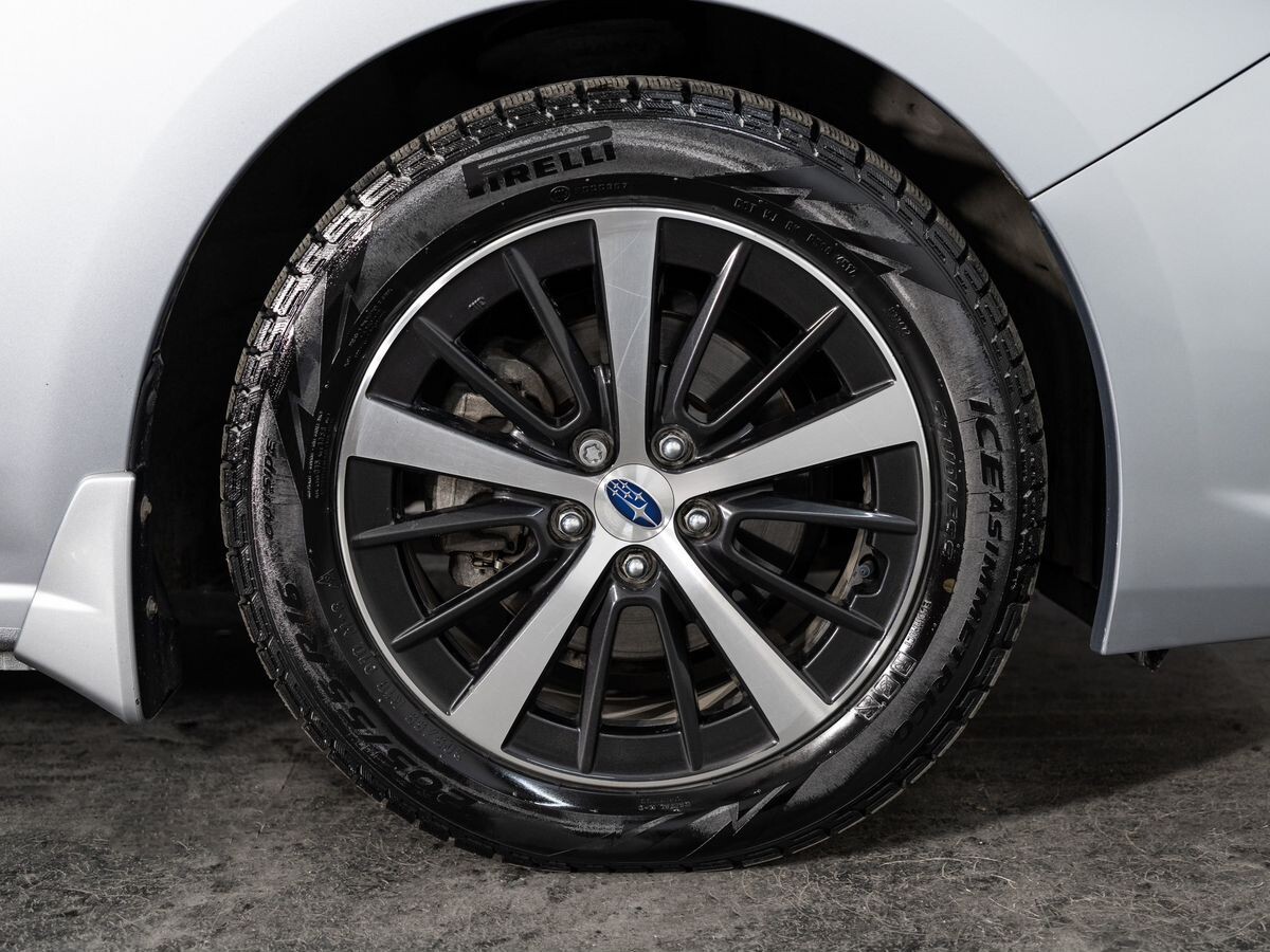 Subaru Impreza 2020 - фото автомобиля