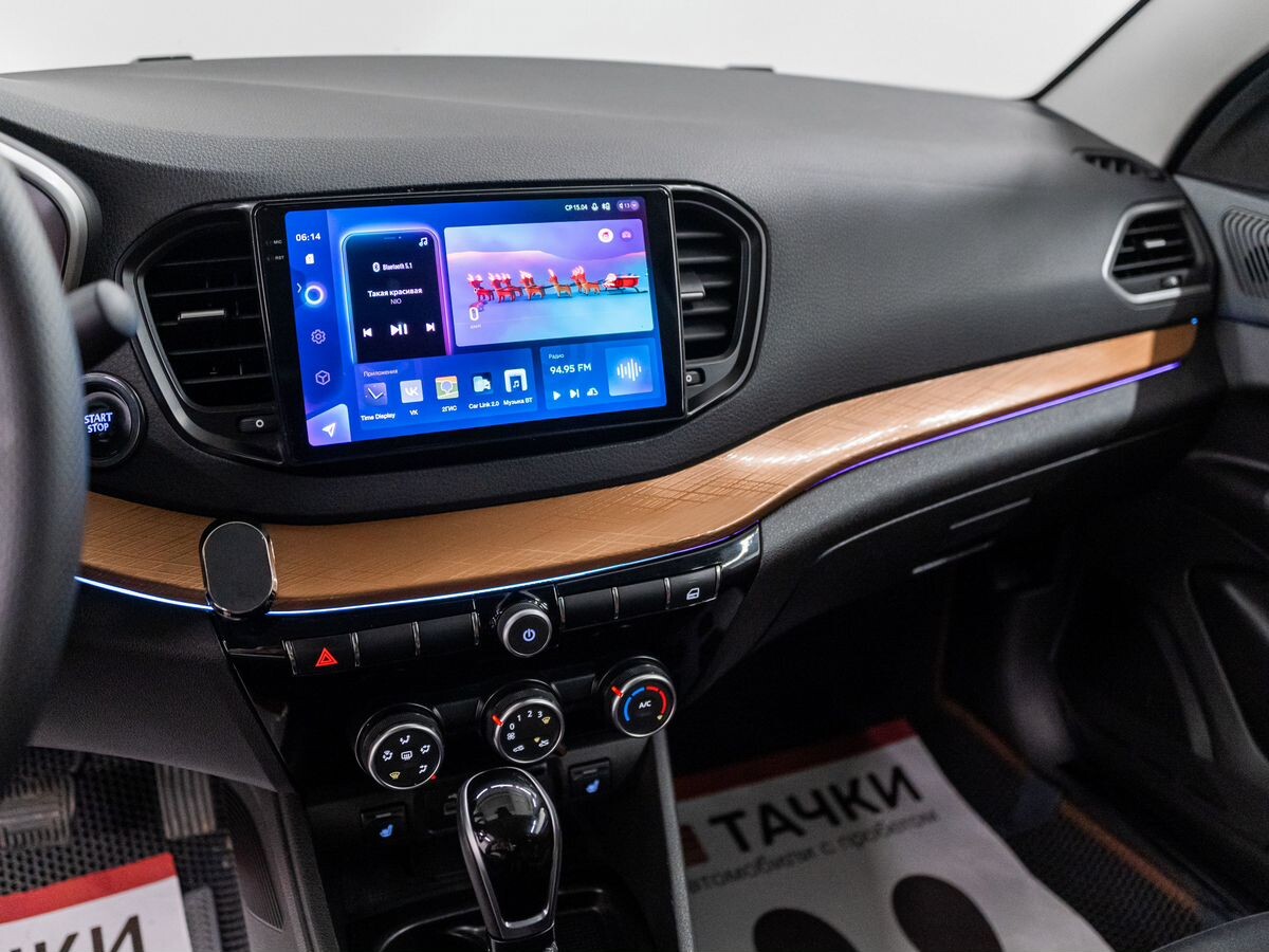 Лада Веста Кросс 2024 - фото автомобиля