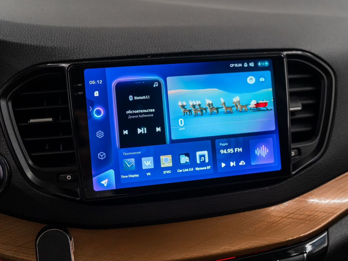 Лада Веста Кросс 2024 - фото автомобиля