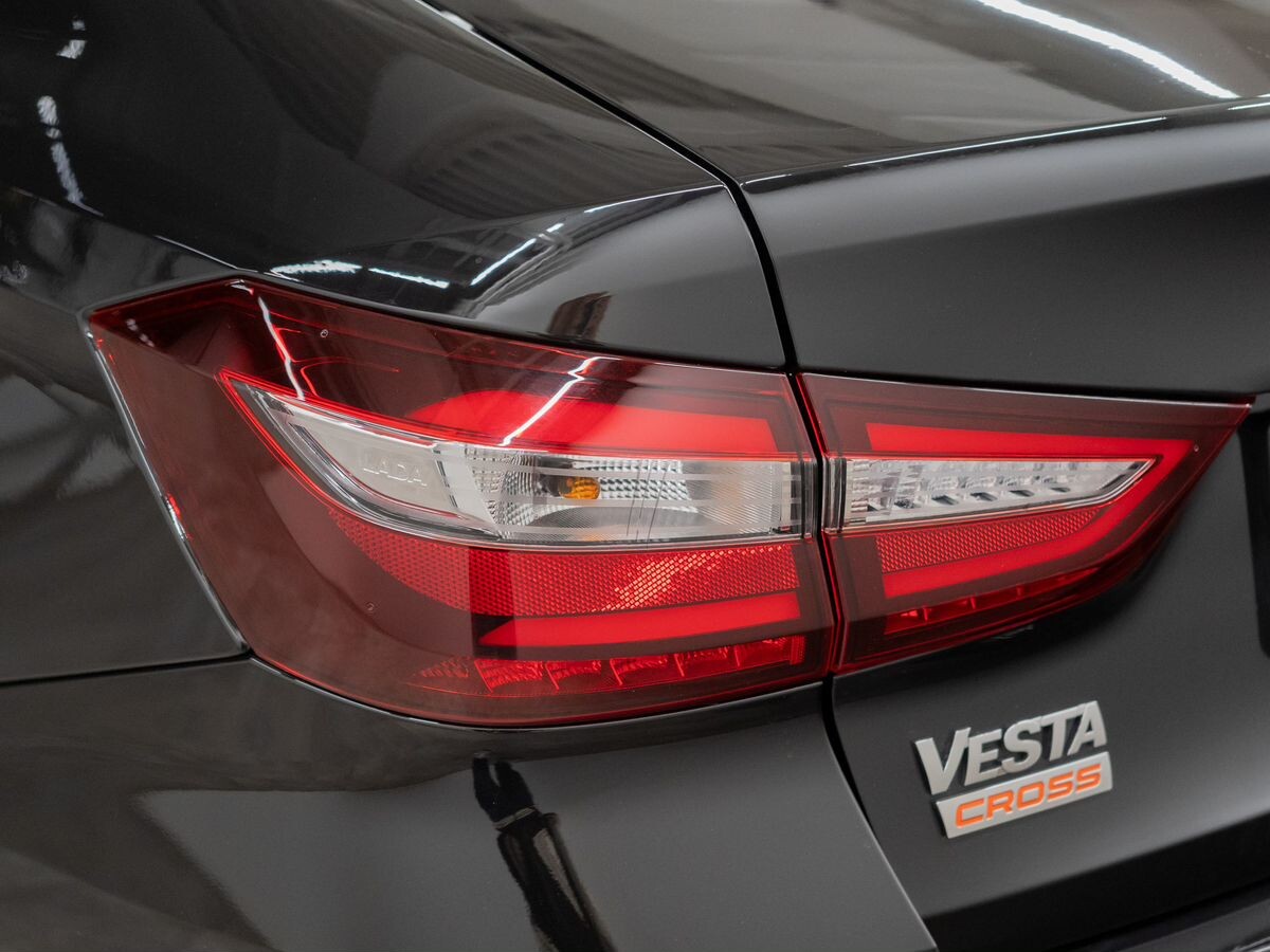 Лада Веста Кросс 2024 - фото автомобиля