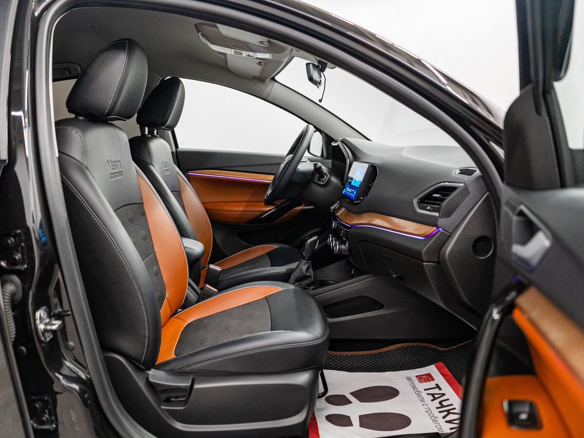 Лада Веста Кросс 2024 - фото автомобиля