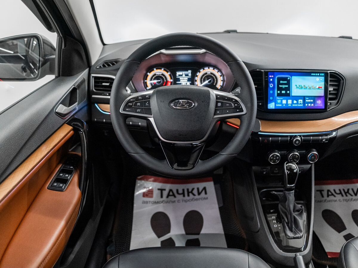 Лада Веста Кросс 2024 - фото автомобиля