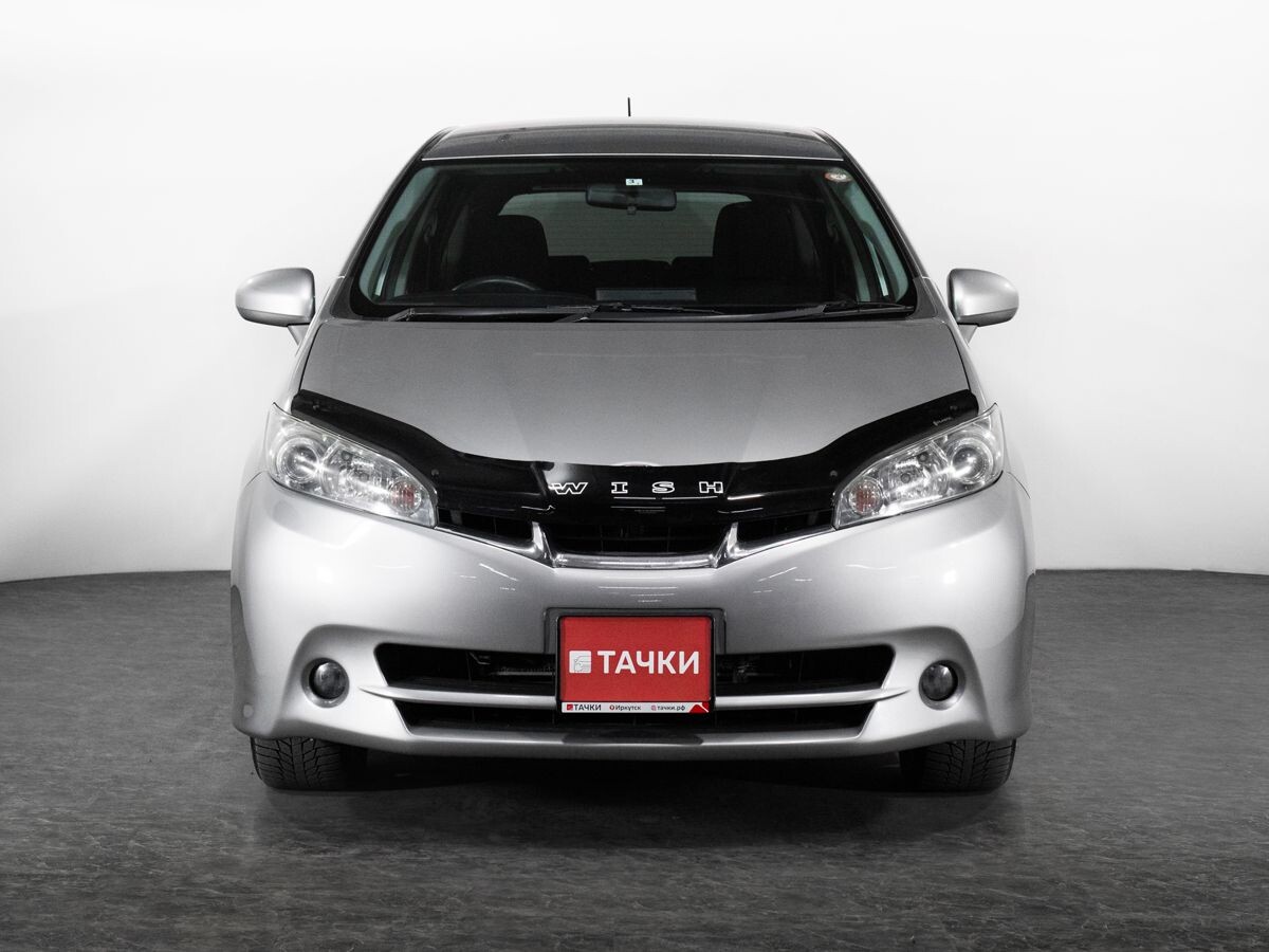 Toyota Wish 2009 - фото автомобиля