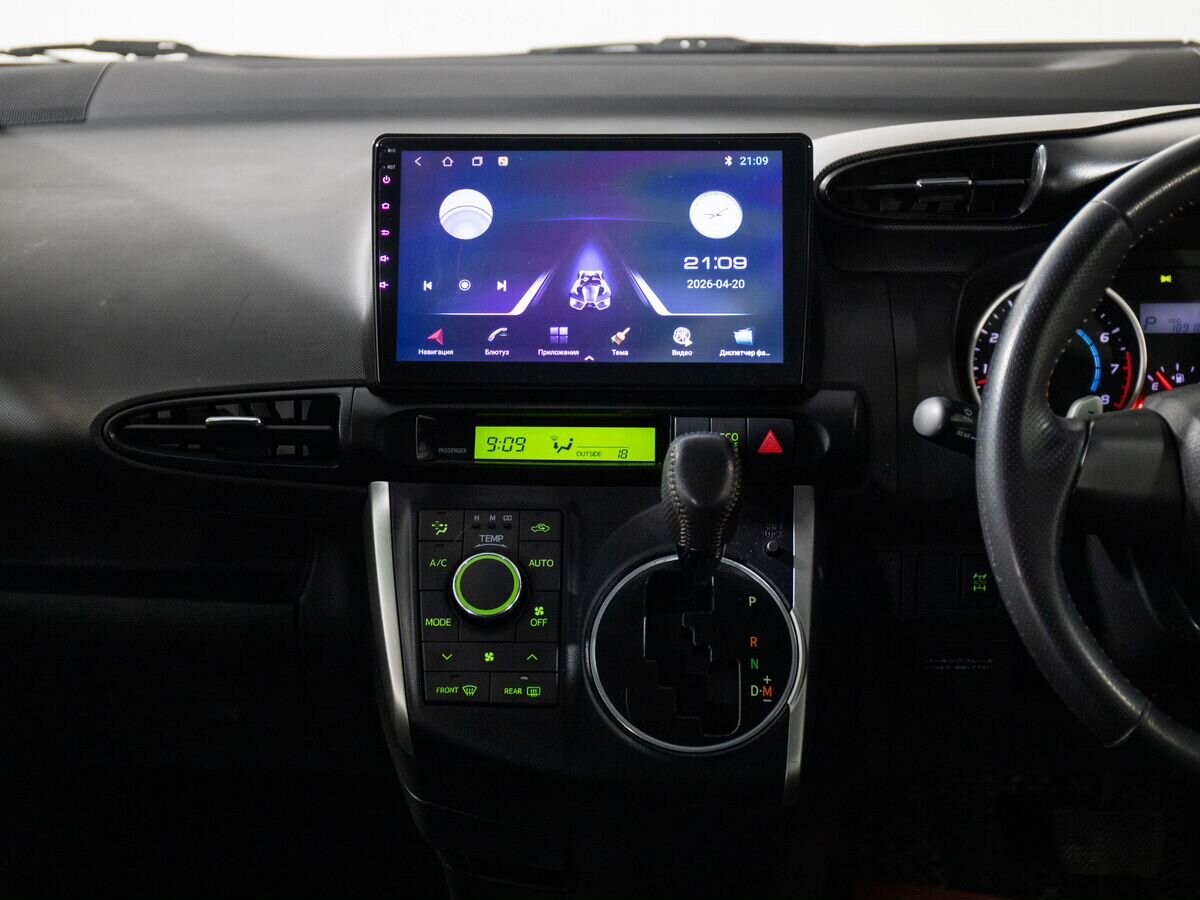 Toyota Wish 2009 - фото автомобиля